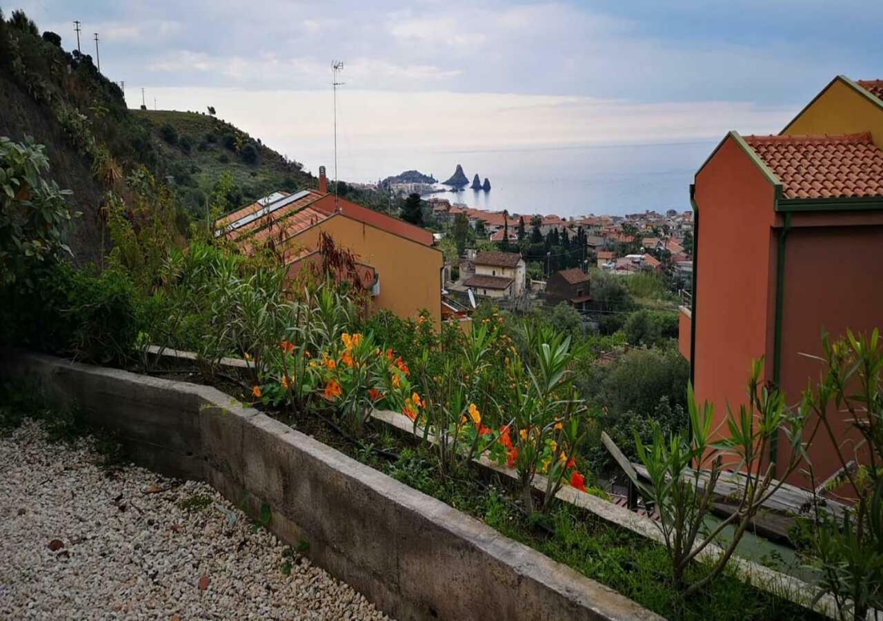 Pupi Catania Etna - #viaggiosiciliano Aci Castello